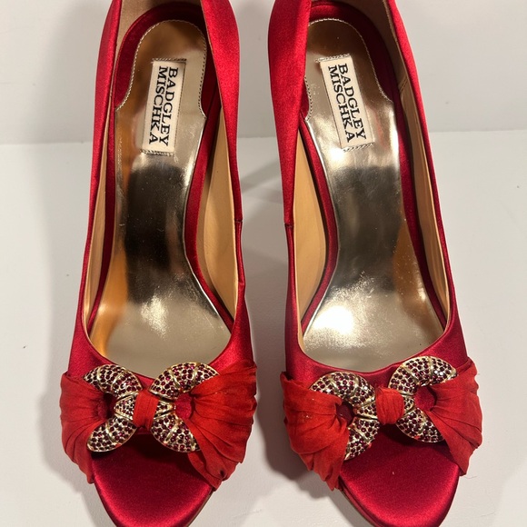 Badgley Mischka Red Satin Crystal Bow Peep Toe Stiletto Heels Size 10 - Picture 2 of 15